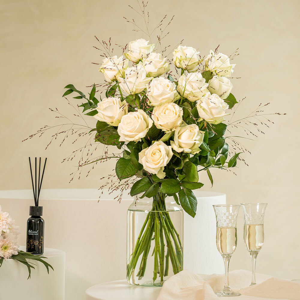 Witte rozen boeket