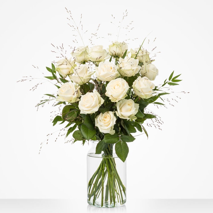 Witte rozen boeket